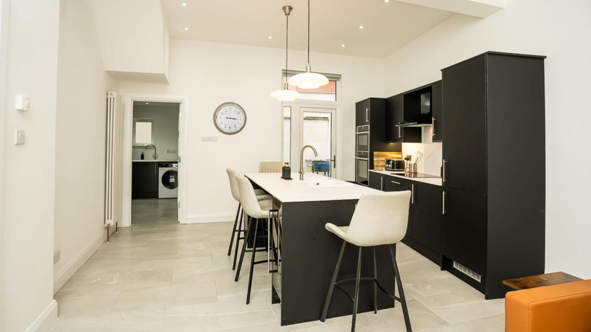 Luxury Central 4 Bdr House By Belfast City Breaks ภายนอก รูปภาพ