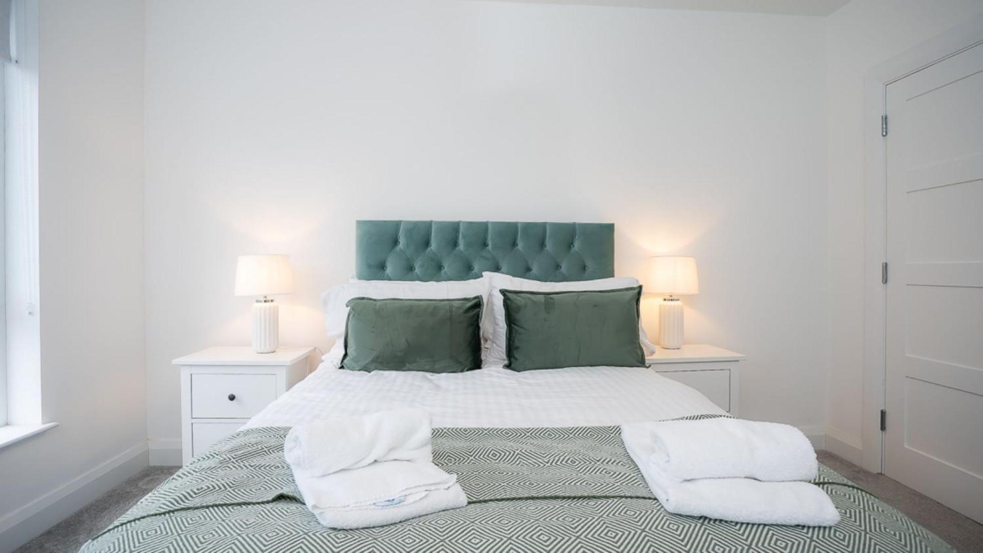 Luxury Central 4 Bdr House By Belfast City Breaks ภายนอก รูปภาพ