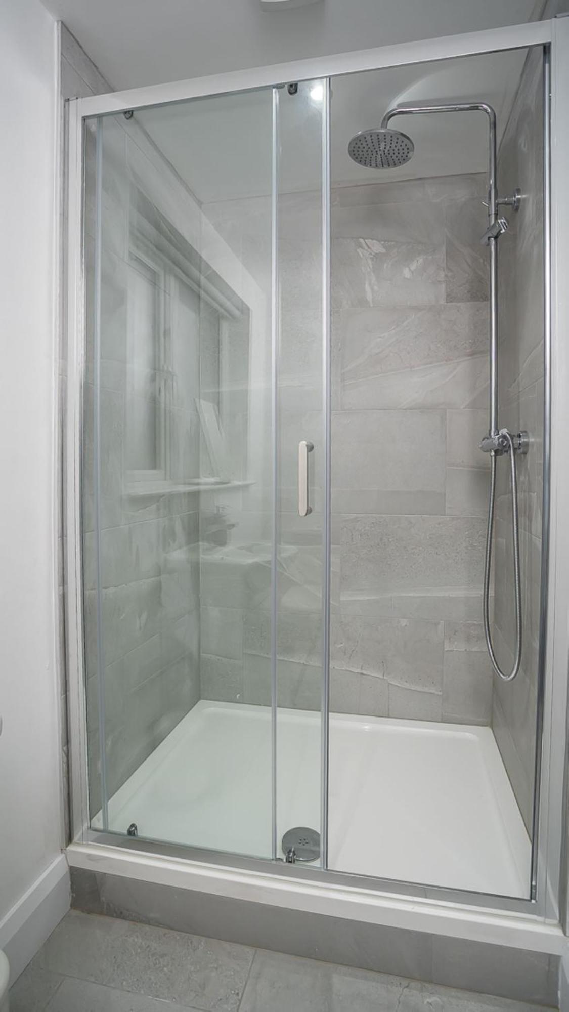 Luxury Central 4 Bdr House By Belfast City Breaks ภายนอก รูปภาพ